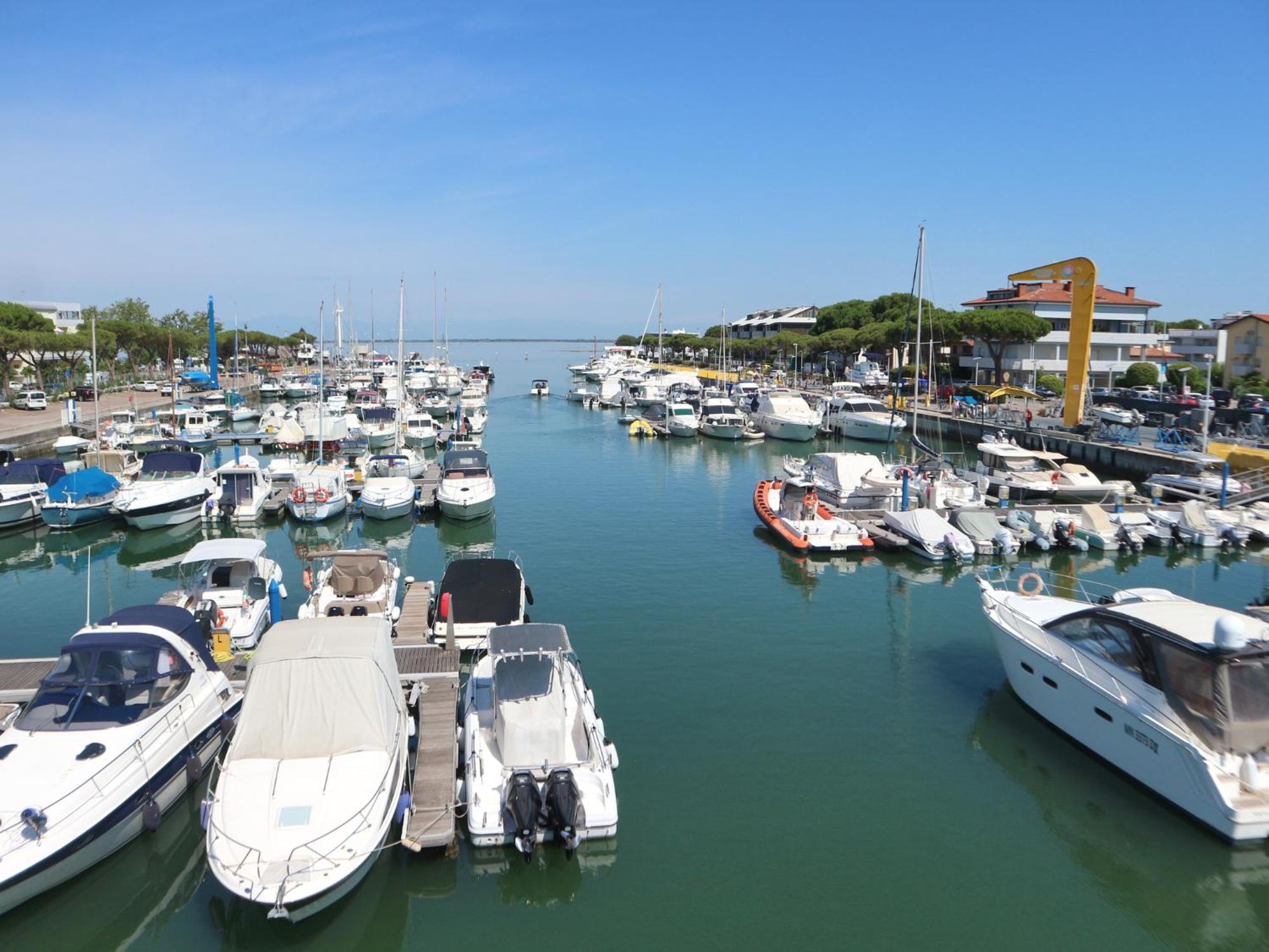 Vera Apartment Lignano Sabbiadoro Exterior photo